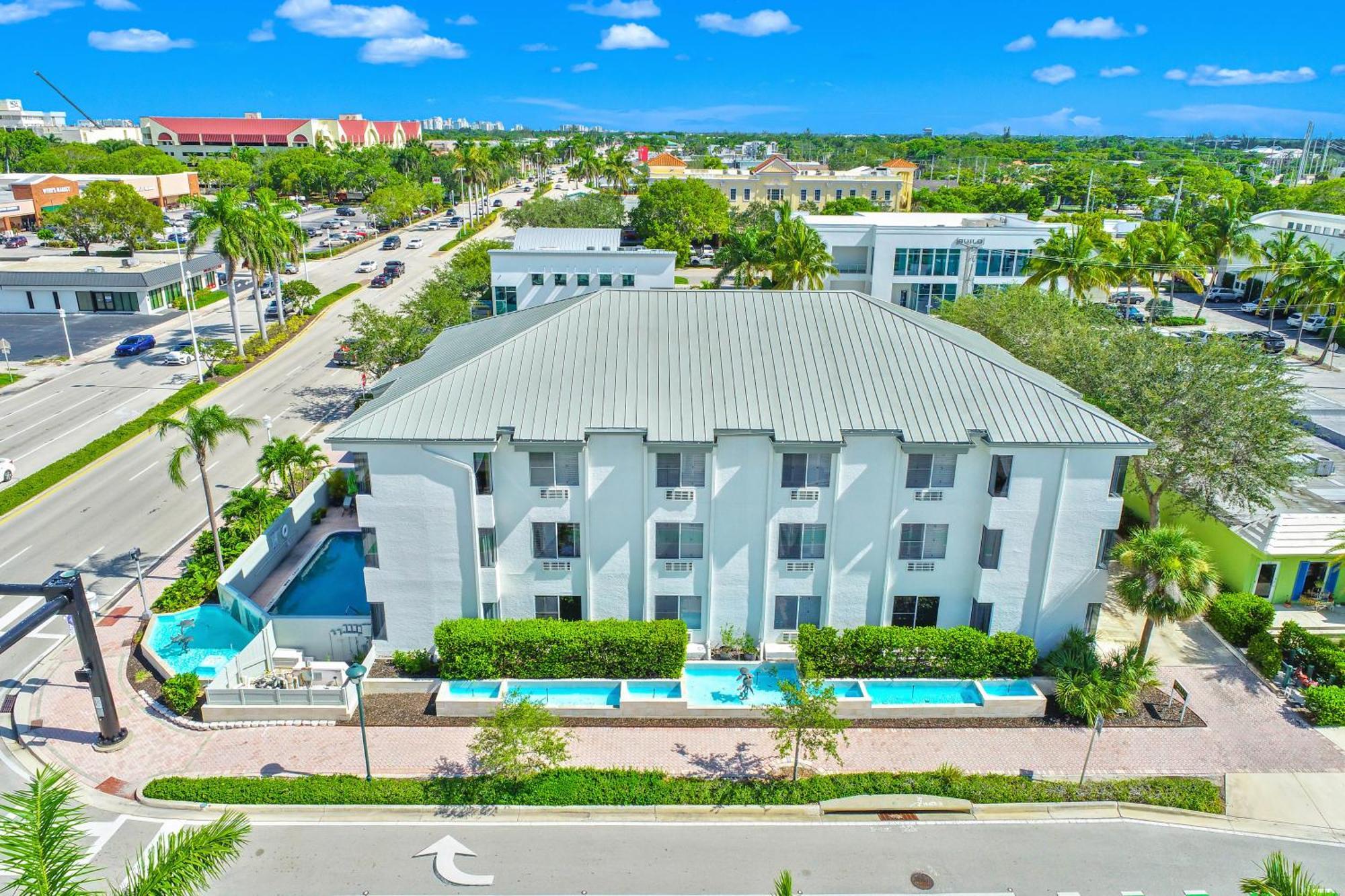 Naples Park Central Hotel المظهر الخارجي الصورة