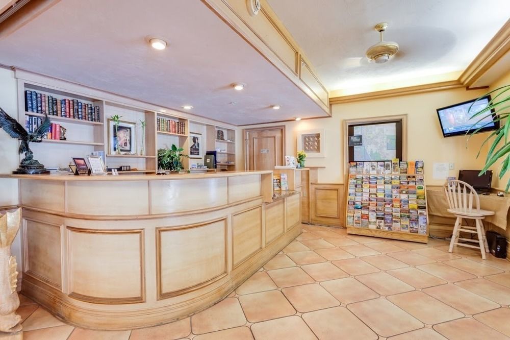 Naples Park Central Hotel المظهر الخارجي الصورة