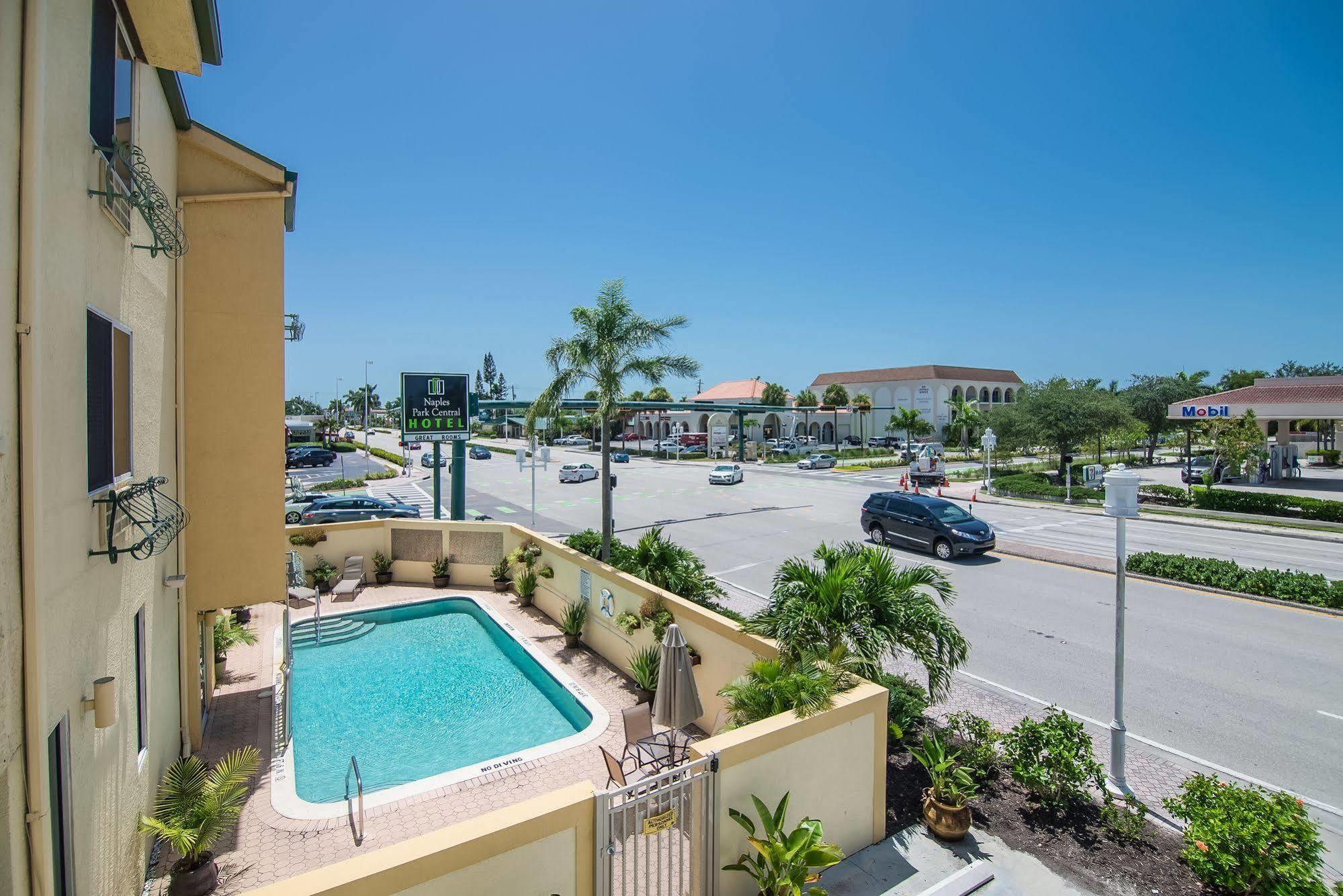 Naples Park Central Hotel المظهر الخارجي الصورة